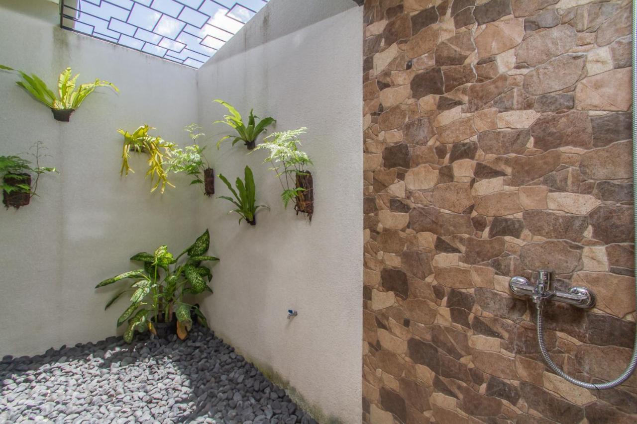 Mailaku House Hotell Kerobokan Exteriör bild