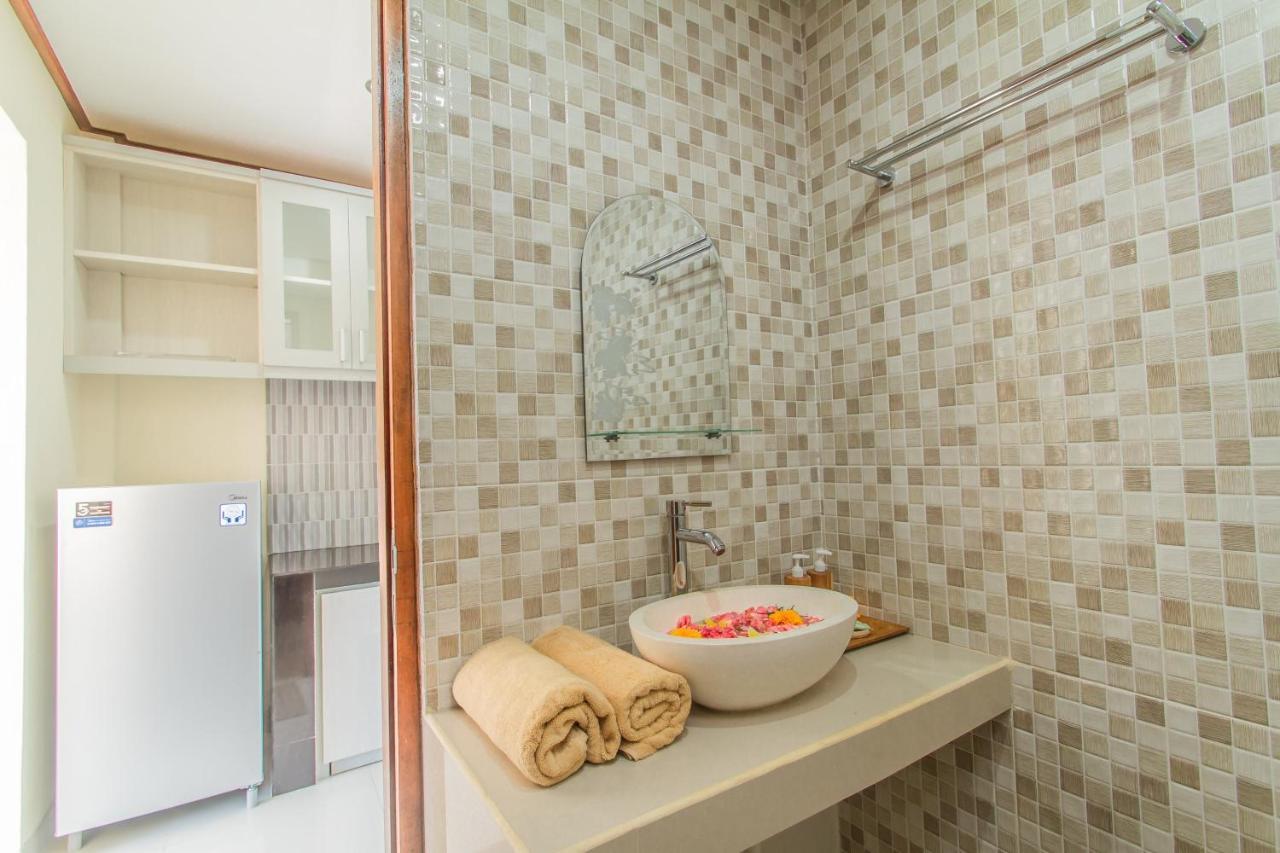 Mailaku House Hotell Kerobokan Exteriör bild