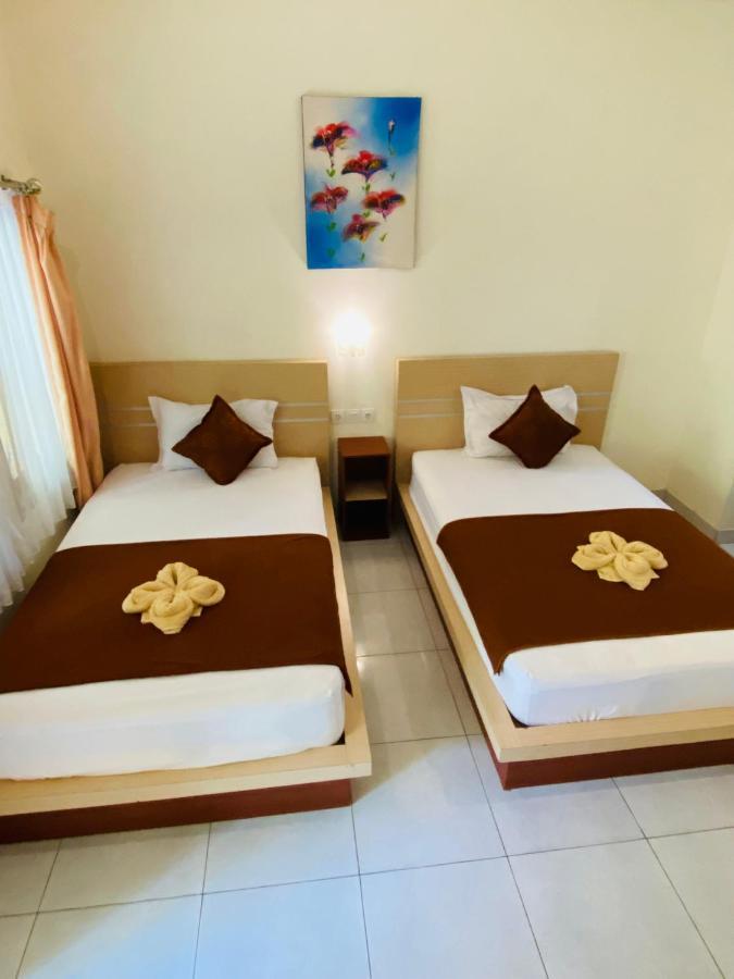 Mailaku House Hotell Kerobokan Exteriör bild